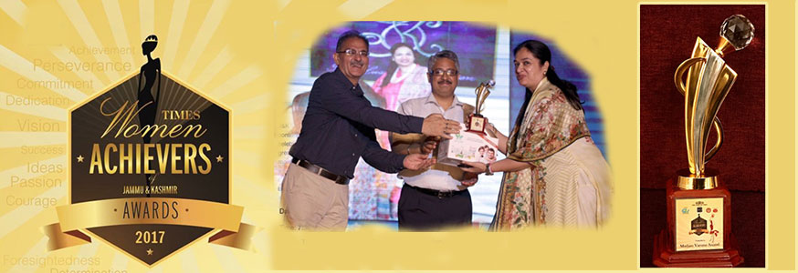 Varuna Anand as women achiever times of India 2017 for splendor of Kashmir